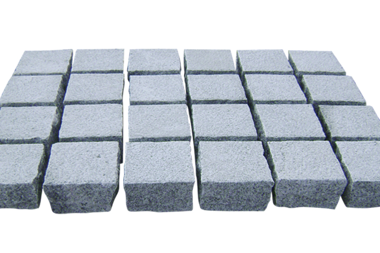 Cubes Light Pink Granite G636 Top bushhammered sides natural split bottom swan 10x10x10cm